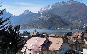 Appartement Duplex Vue Lac Et Montagne A Talloires